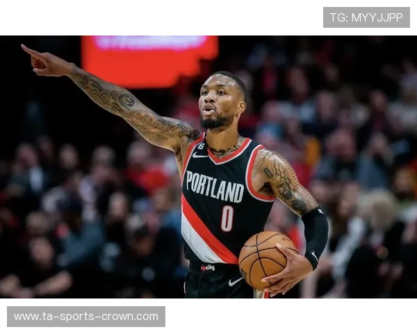 利拉德休赛期还在凌晨四点练投篮，这人是真不用睡觉？