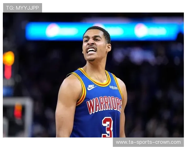 普尔无球跑动拉开空间，改变勇士进攻结构