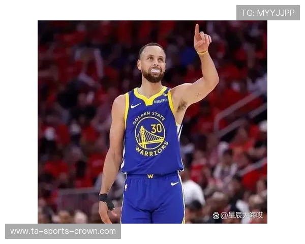 库里挡拆拉开空间提升三分效率，区别于传统单打打法