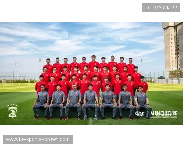 广州队征战中甲联赛坚持全华班出战加速年轻球员成长 广州队征战中甲联赛坚持全华班出战加速年轻球员成长